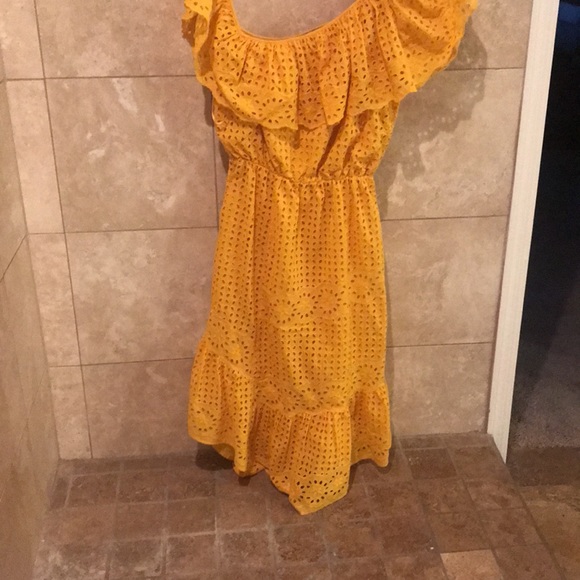 Joie Corynn Eyelit Dress size Small - Picture 8 of 8